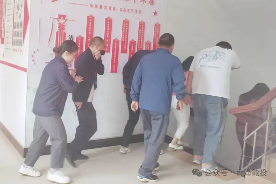 1752570619792045.jpg 99.jpg